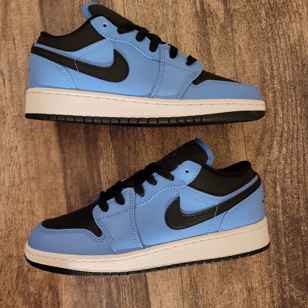 Jordan 1 Low University Blue